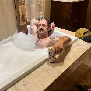 Meet your Posher, Evan